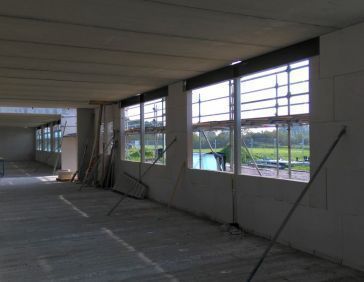 Erection of the walls of the new Spinder building in Drachten. 