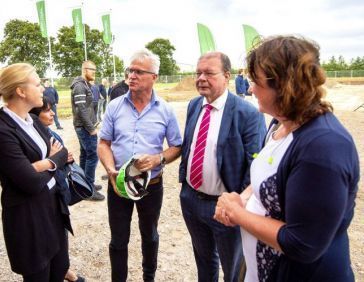 Heien 1ste paal Nieuwbouw Spinder